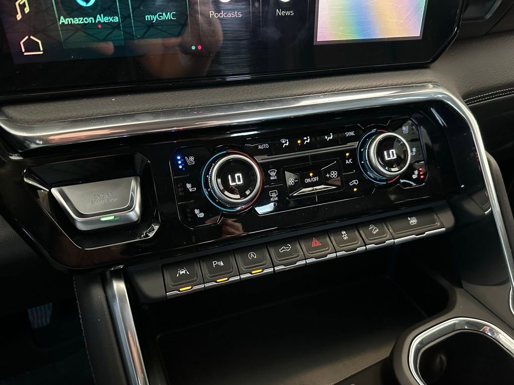 Used 2024 GMC Sierra 1500 Denali w/ Denali Reserve Package image 25