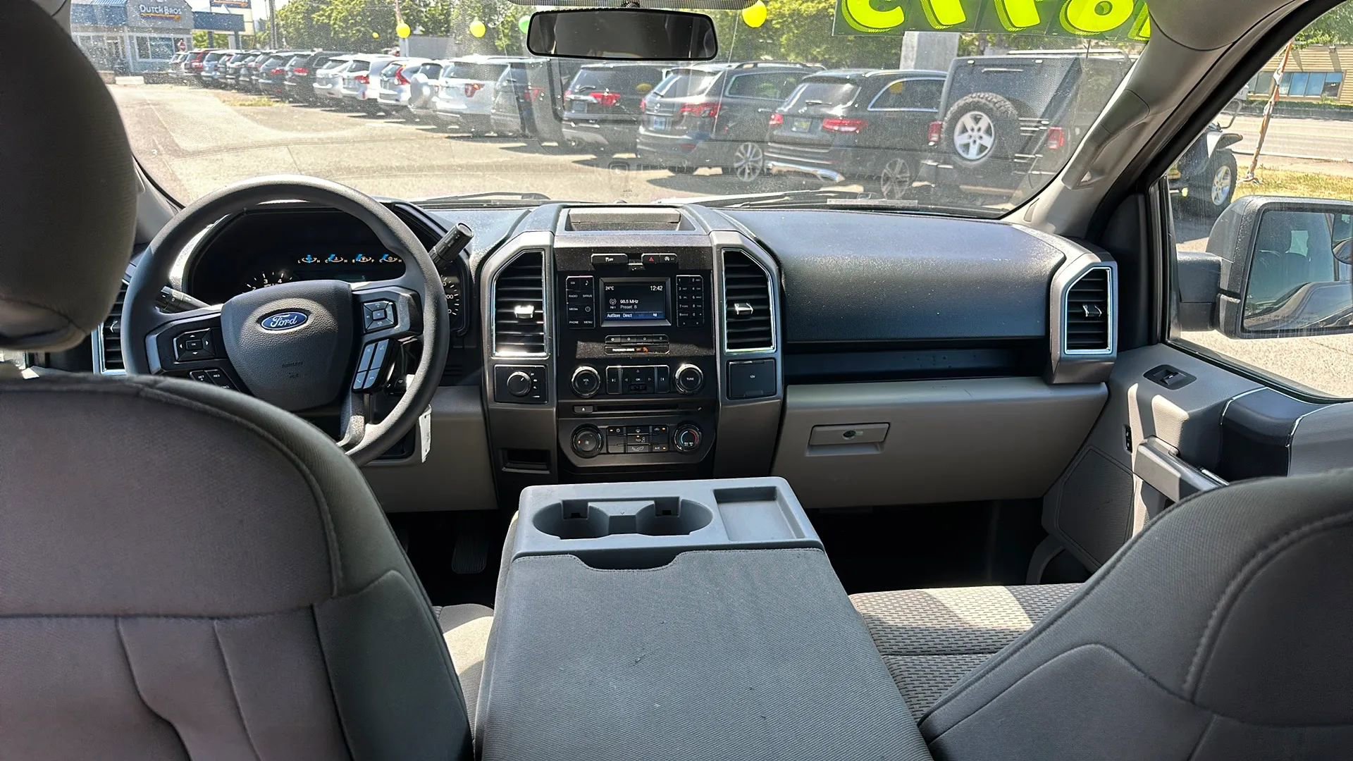 Used 2017 Ford F150 XLT image 9