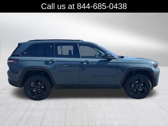 New 2026 Jeep Grand Cherokee Limited image 4