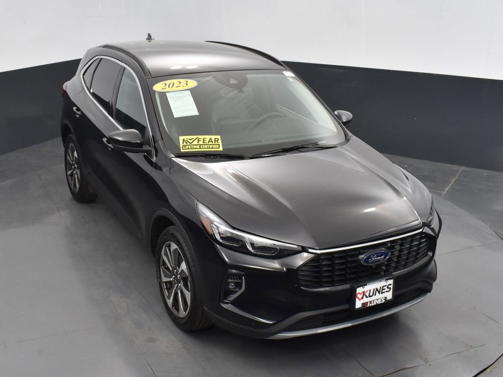 Used 2023 Ford Escape Platinum image 41