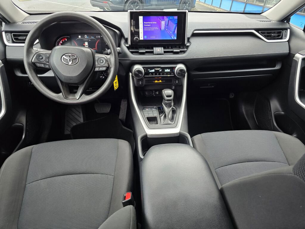 Used 2024 Toyota RAV4 LE image 18