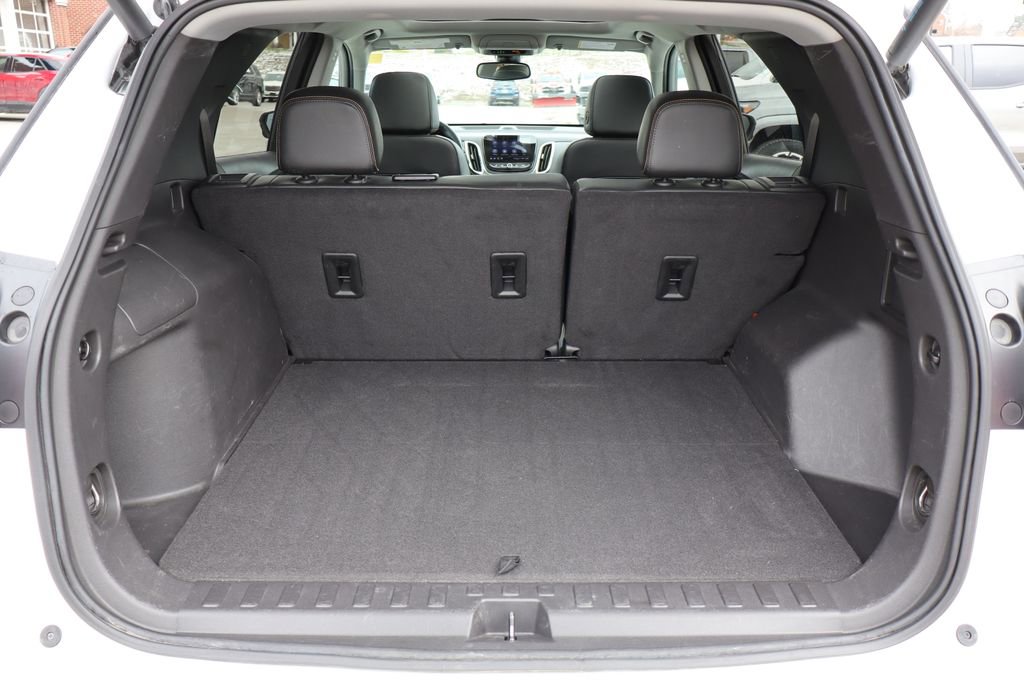 Used 2023 Chevrolet Equinox Premier image 38