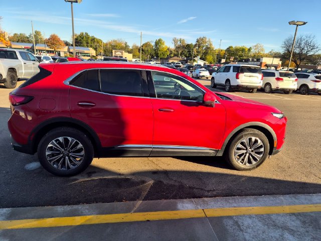 Certified 2025 Buick Envision Preferred AWD/4WD image 5