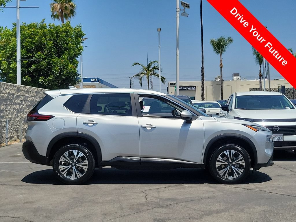 Used 2023 Nissan Rogue SV FWD image 32