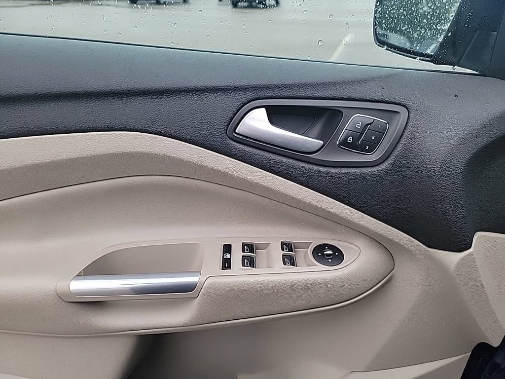 Used 2013 Ford Escape SEL AWD/4WD image 26