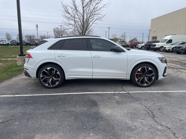Used 2024 Audi RS Q8 image 2