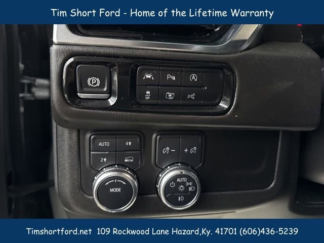 Used 2025 GMC Yukon Denali image 12