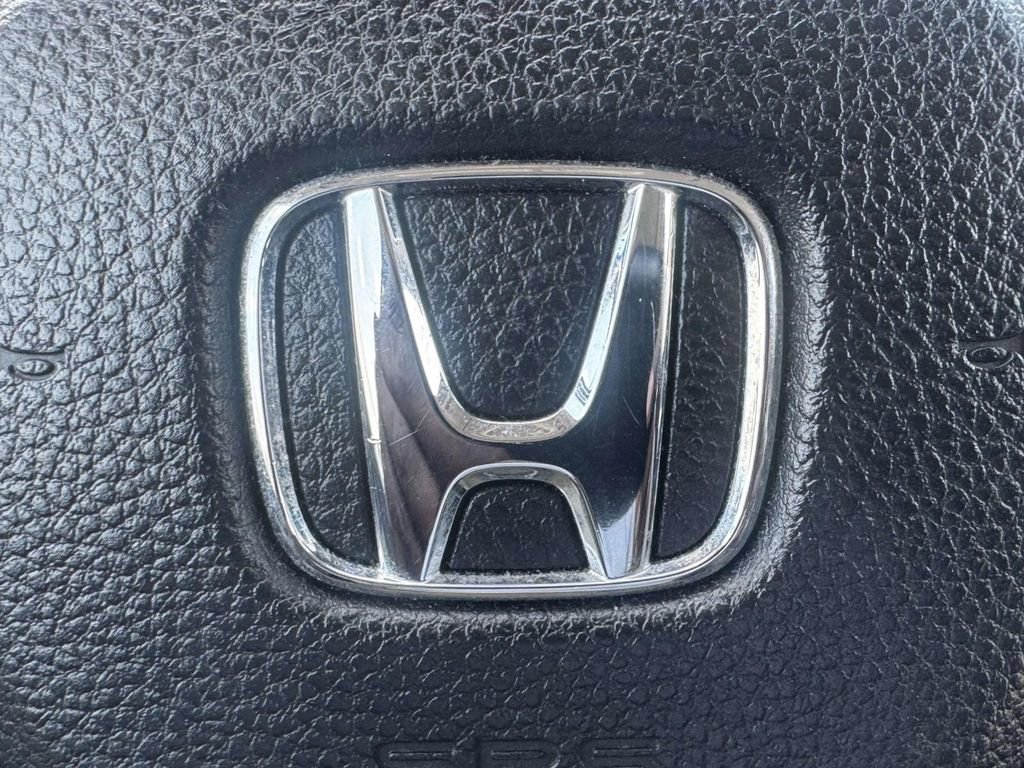 Used 2023 Honda Pilot Touring image 32