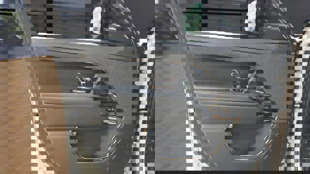 Used 2023 Land Rover Range Rover Sport SE image 23