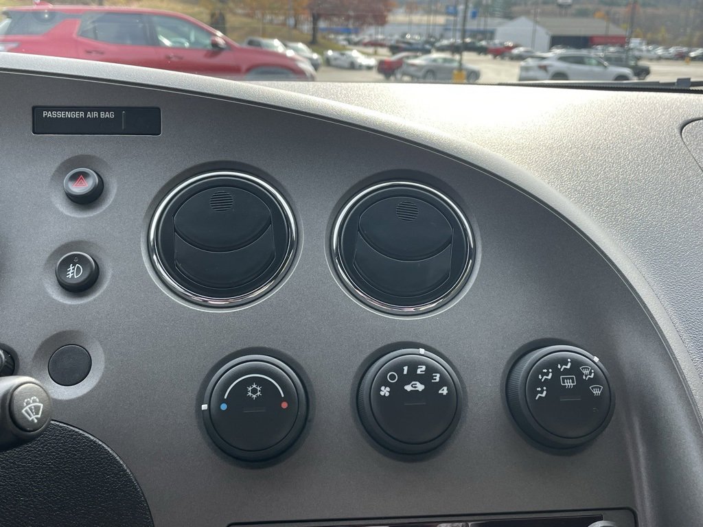 Used 2008 Pontiac Solstice Convertible w/ Premium Package image 24