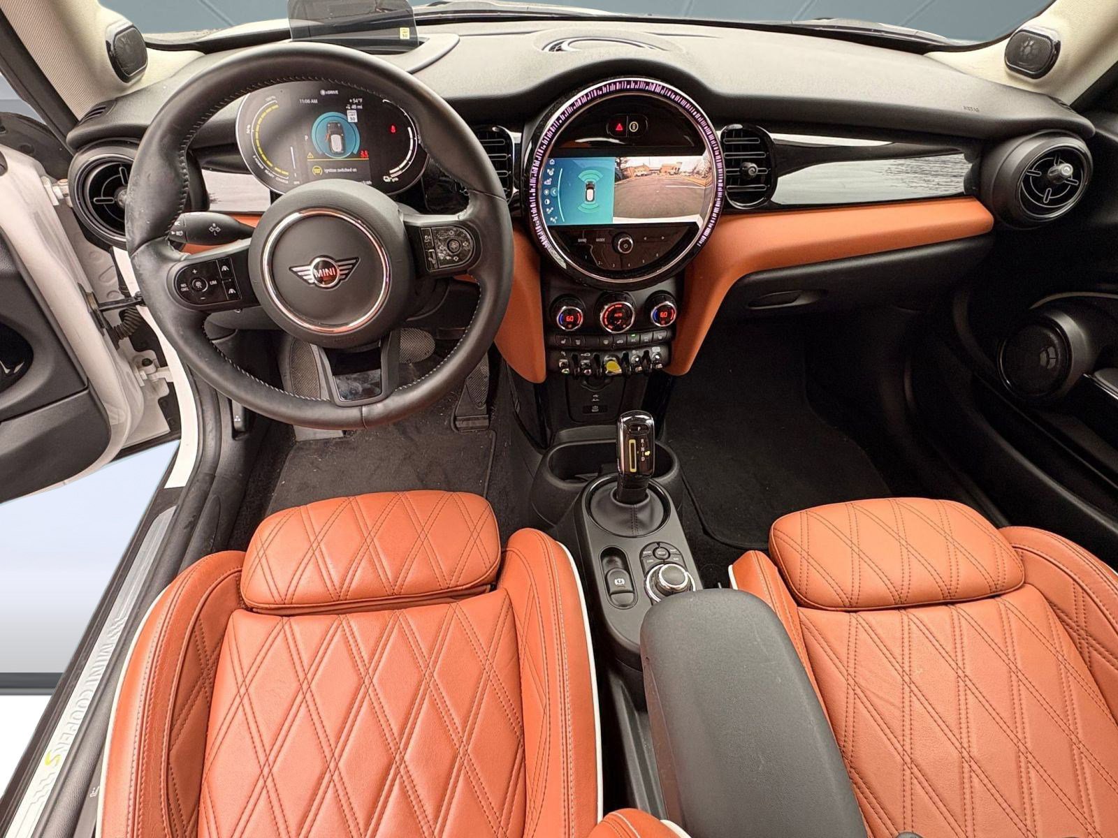 Certified 2024 MINI Cooper SE image 23