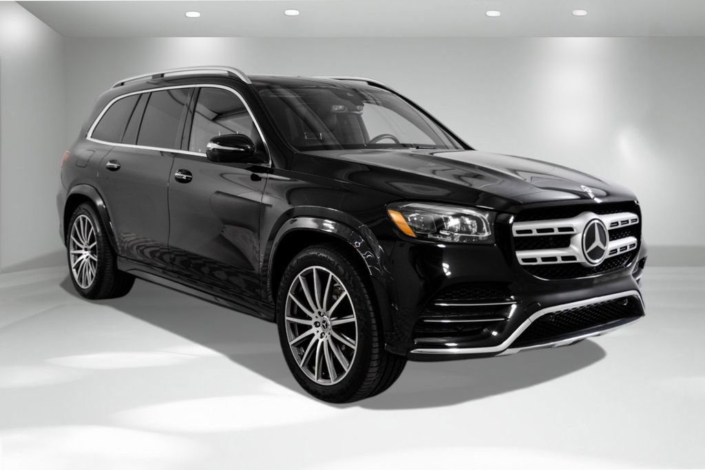 Used 2023 Mercedes-Benz GLS 450 4MATIC w/ AMG Line Exterior image 8
