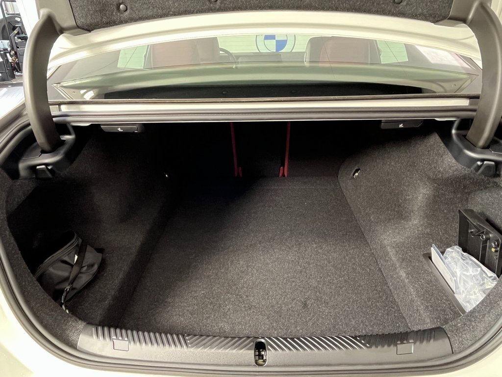 Certified 2026 BMW 530i xDrive w/ M Sport Package image 19