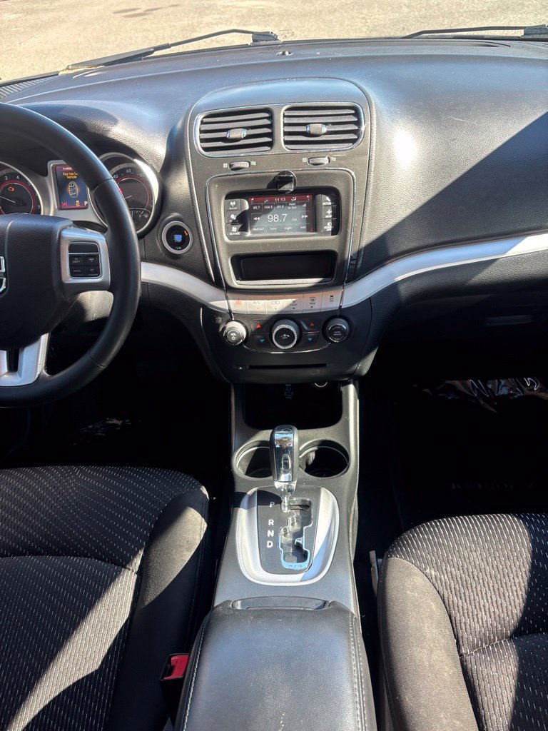 Used 2017 Dodge Journey SXT w/ Premium Group FWD image 41