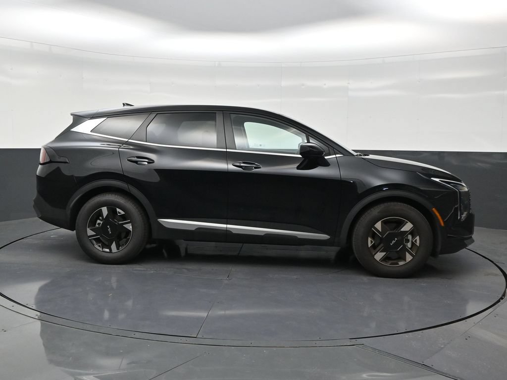 Used 2026 Kia Sportage LX FWD image 6