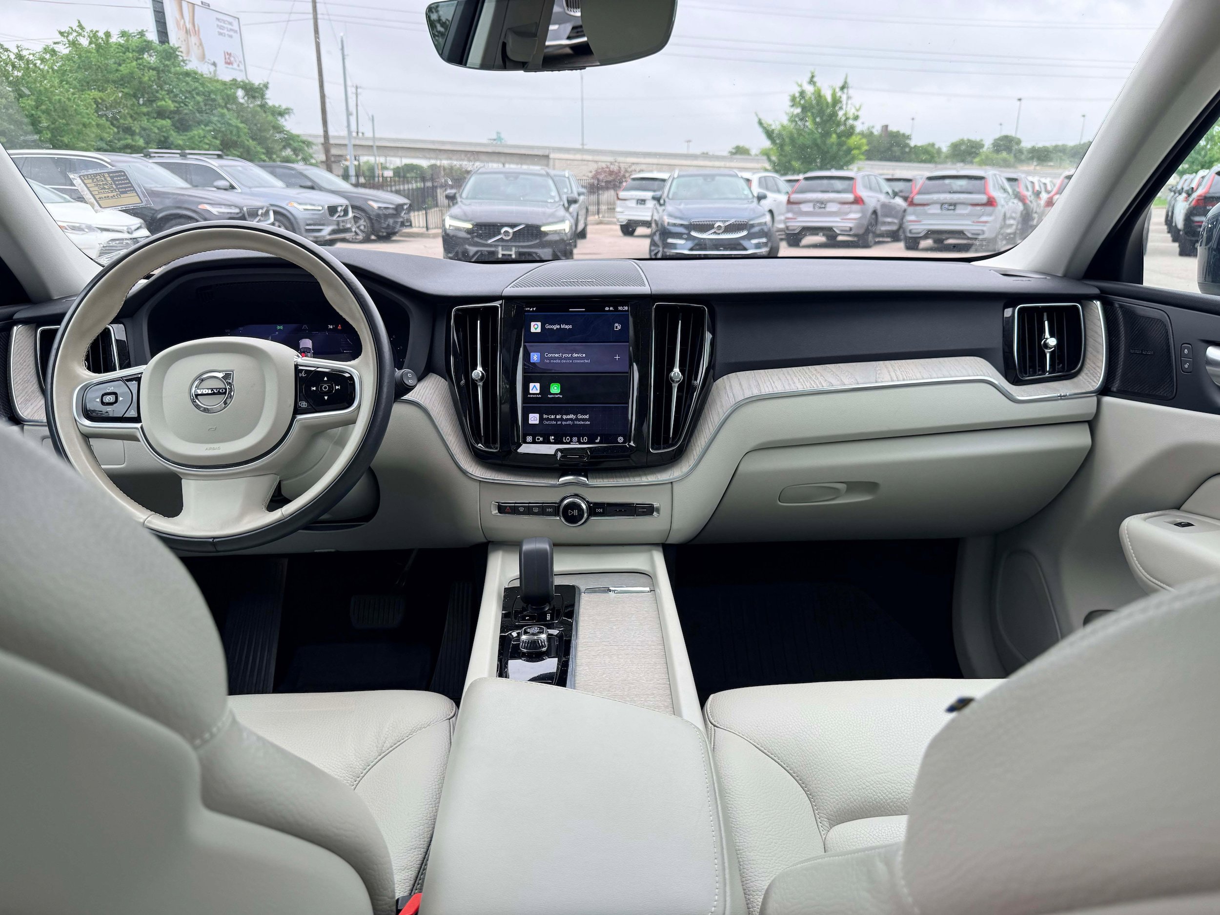 Certified 2023 Volvo XC60 B5 Plus w/ Climate Package FWD image 13