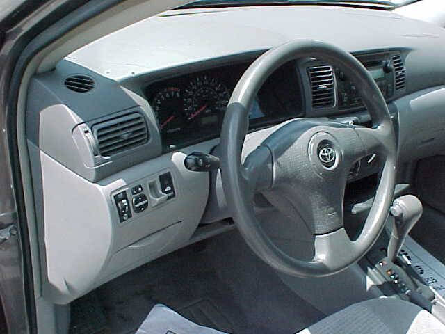 Used 2005 Toyota Corolla LE FWD image 19