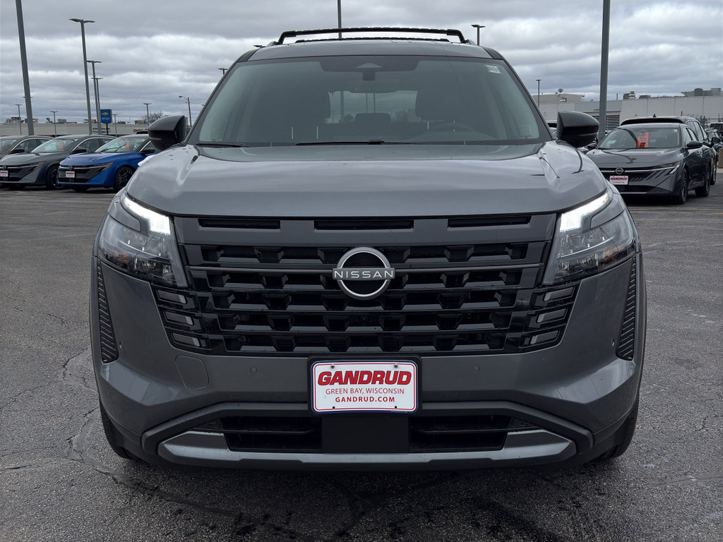 New 2026 Nissan Pathfinder SL image 3