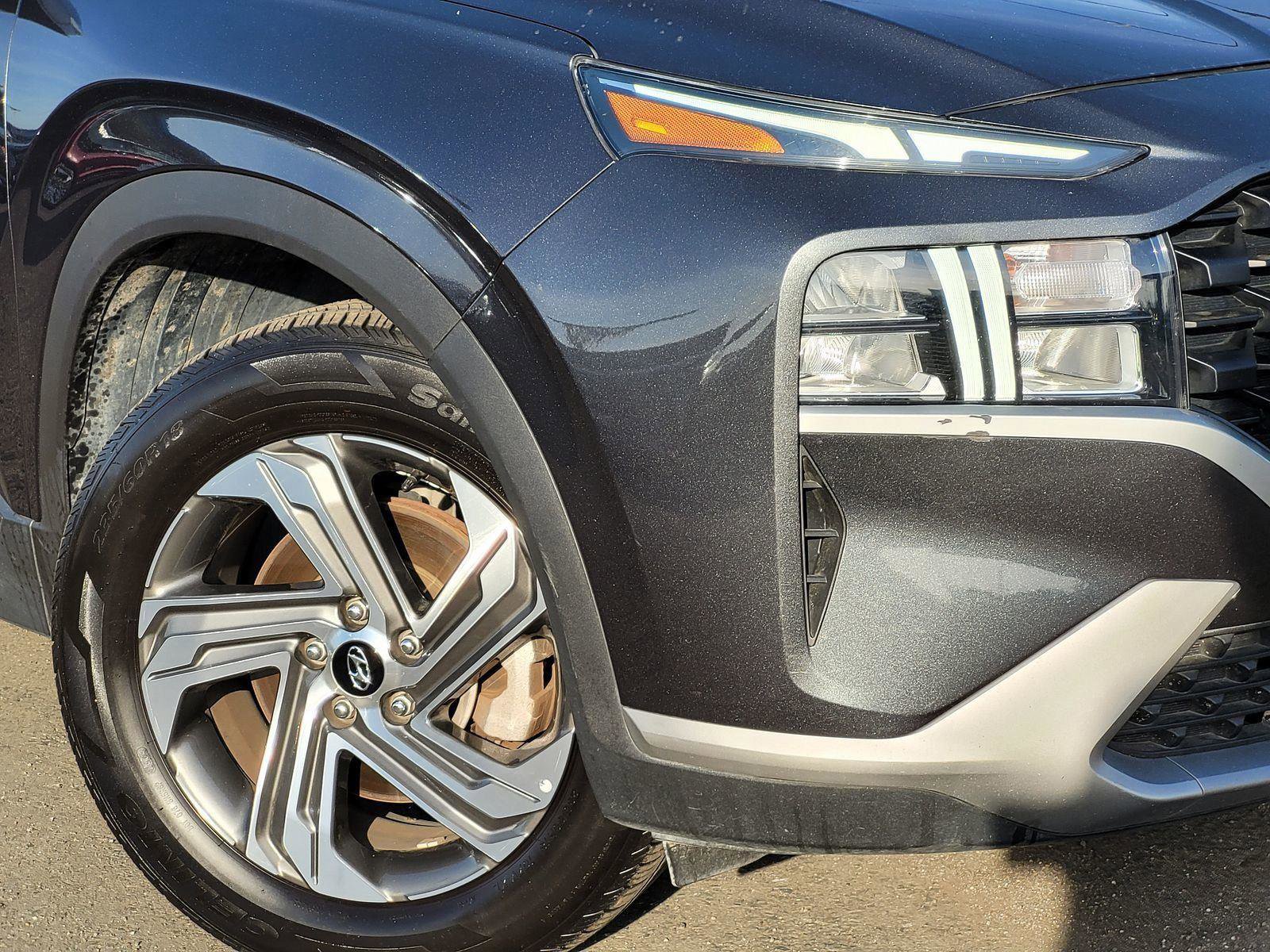 Used 2023 Hyundai Santa Fe SEL image 11