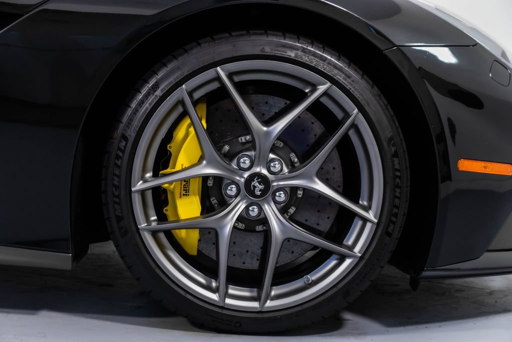 Used 2014 Ferrari F12 Berlinetta RWD image 59