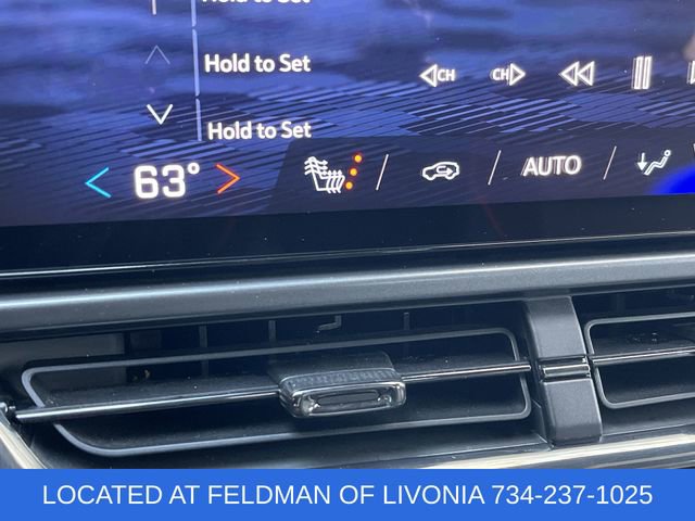 Certified 2024 Chevrolet Equinox EV RS FWD image 33