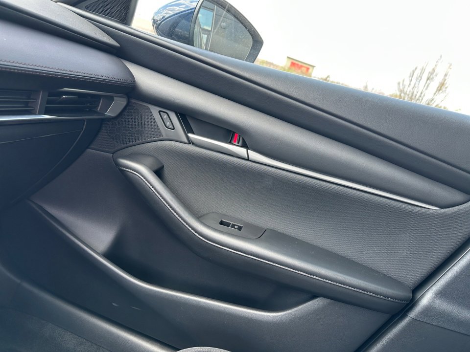 New 2026 MAZDA MAZDA3 s image 31