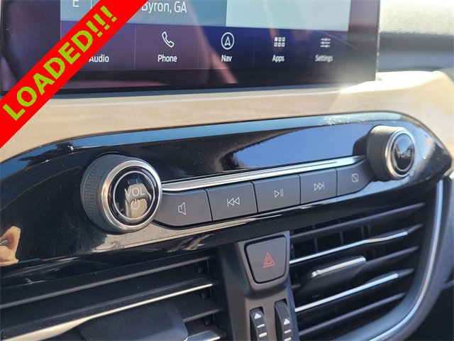 Used 2022 Ford Escape Titanium w/ Titanium Elite Package image 17