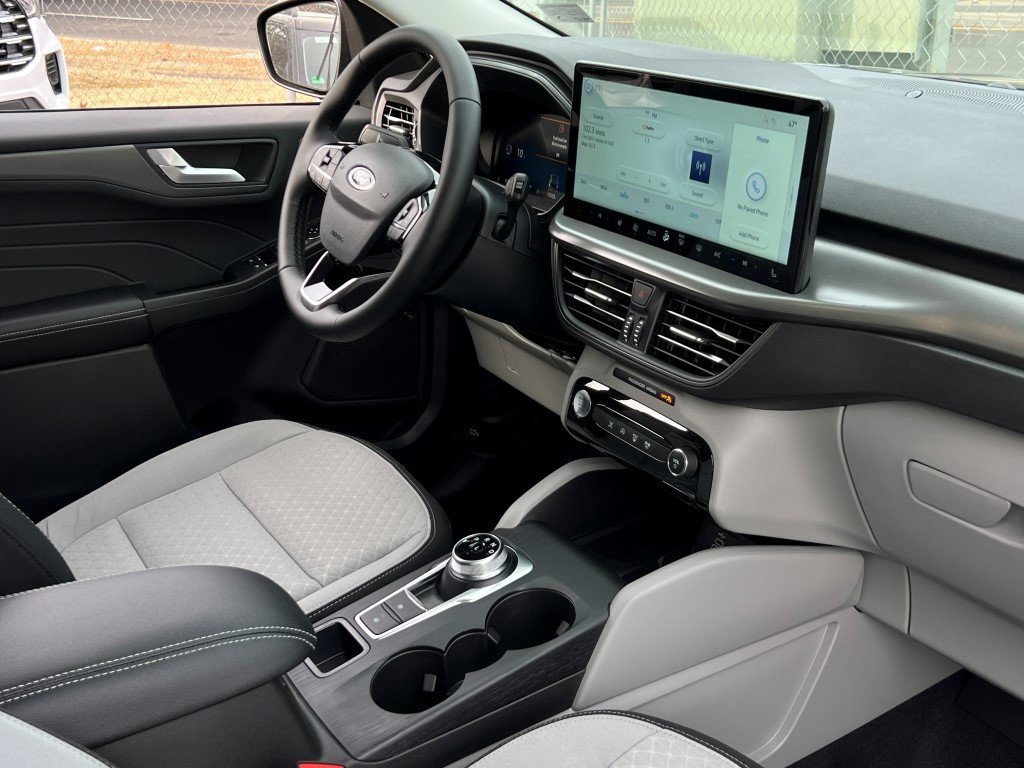 New 2026 Ford Escape Active w/ Active Premium Tech Pack AWD/4WD image 9
