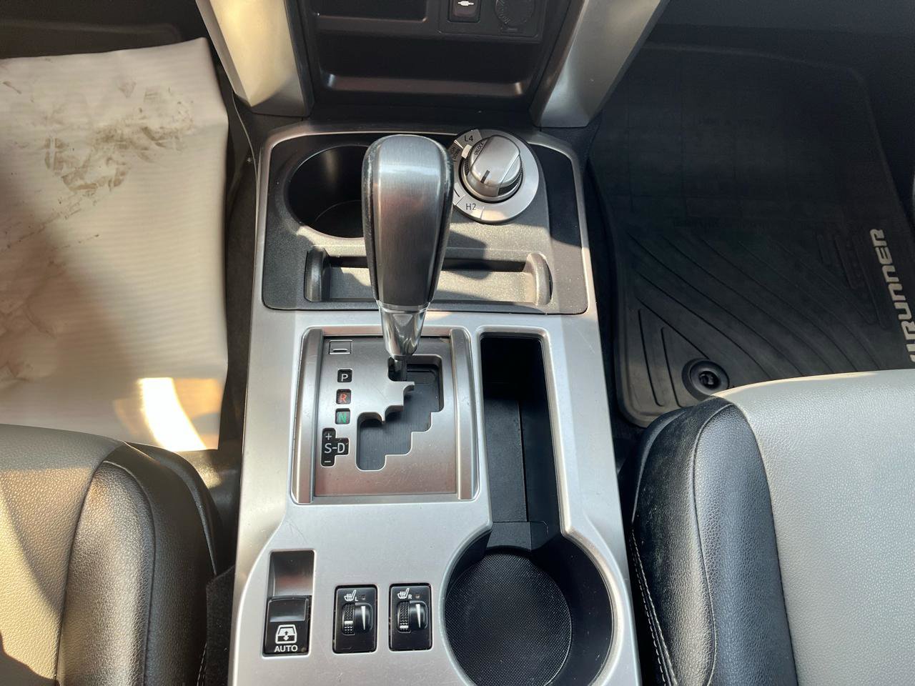 Used 2014 Toyota 4Runner SR5 Premium AWD/4WD image 26