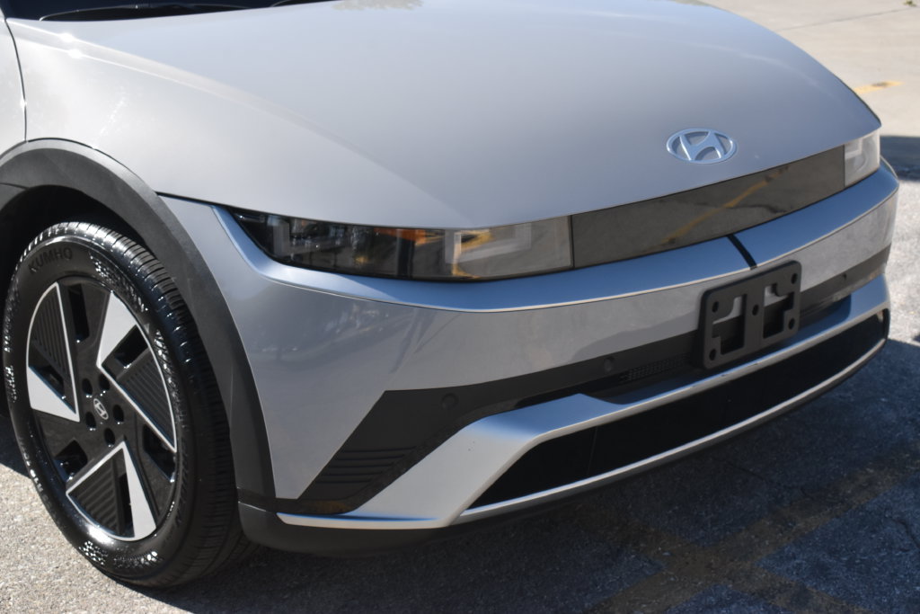 Used 2025 Hyundai Ioniq 5 SEL RWD image 5