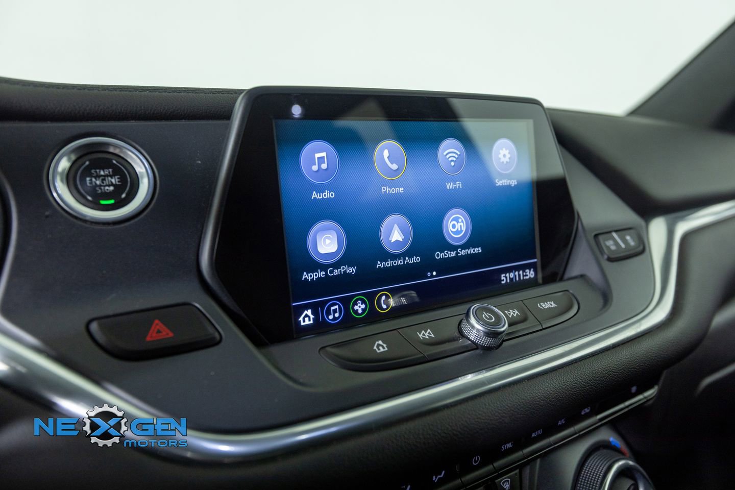 Used 2019 Chevrolet Blazer LT FWD image 17