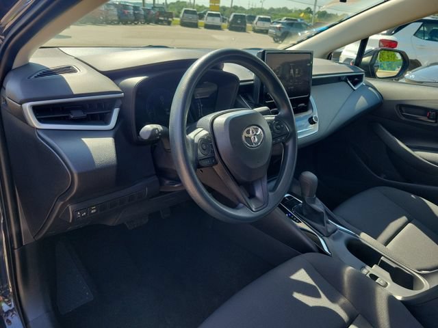 Used 2026 Toyota Corolla LE FWD image 16