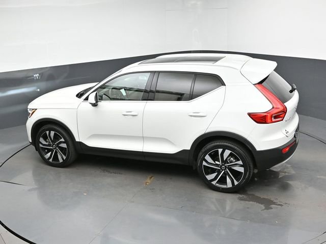 Used 2024 Volvo XC40 B5 Plus w/ Protection Package Premier AWD/4WD image 44