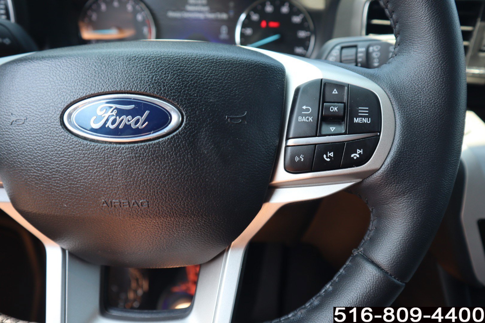 Used 2023 Ford Explorer XLT w/ Equipment Group 202A AWD/4WD image 18