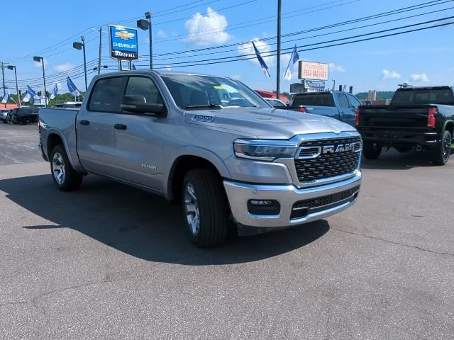 Used 2026 RAM 1500 Big Horn AWD/4WD image 6