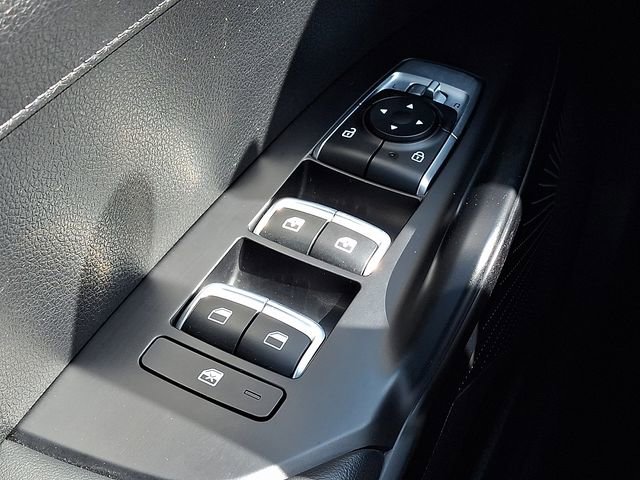 Used 2022 Kia K5 GT-Line w/ GT-Line FWD Premium Package image 25