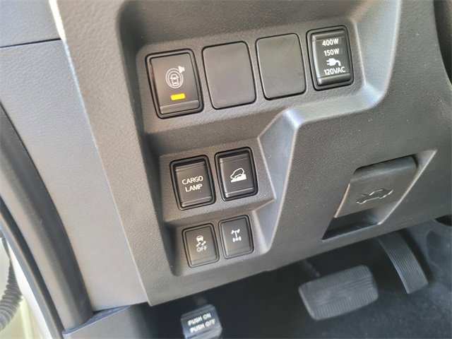 Used 2022 Nissan Frontier PRO-4X w/ Pro-4X Premium Package image 19