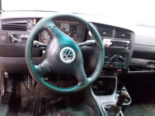 Used 2000 Volkswagen Cabrio GLS image 11