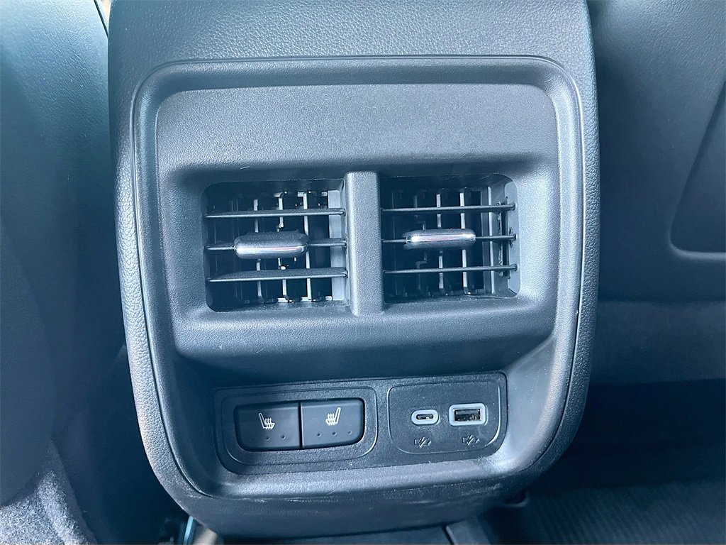 Used 2024 Cadillac XT4 Sport image 26