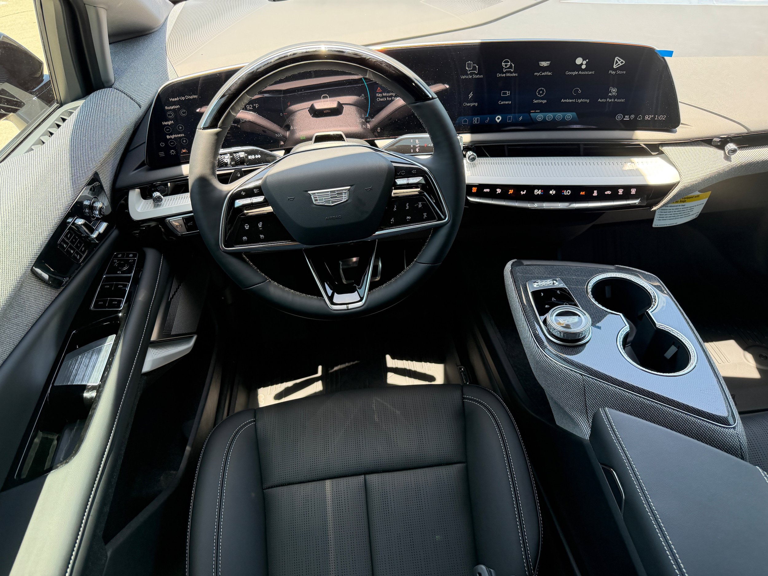 New 2026 Cadillac Optiq Sport 2 w/ LPO, Floor Liner Package AWD/4WD image 14