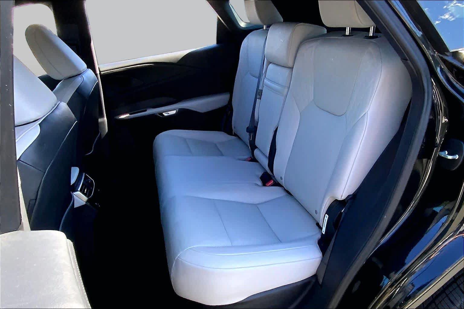 Certified 2024 Lexus RX 350 Premium w/ Cold Area Package AWD/4WD image 21