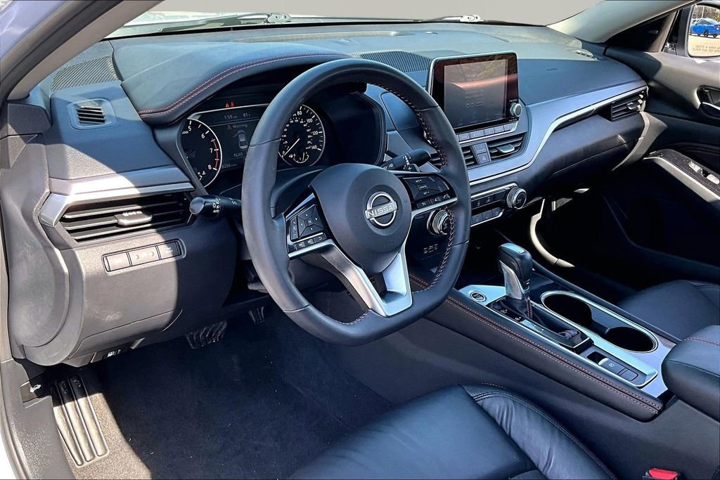 Used 2023 Nissan Altima 2.5 SR image 15