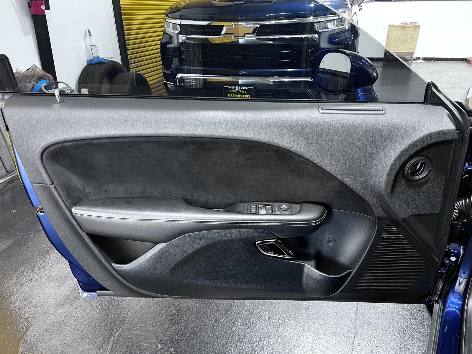 Used 2016 Dodge Challenger SRT Hellcat RWD image 25