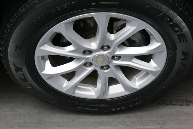 Used 2019 Chevrolet Equinox LT w/ Sun & Navigation Package AWD/4WD image 25