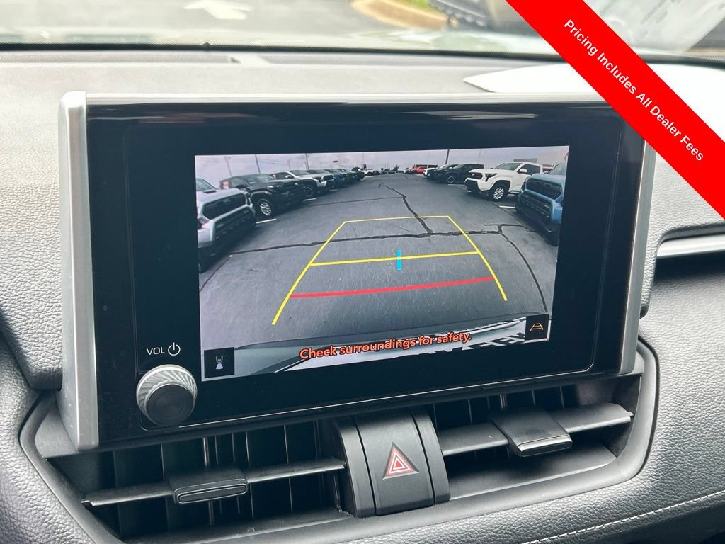 Used 2023 Toyota RAV4 XLE FWD image 12
