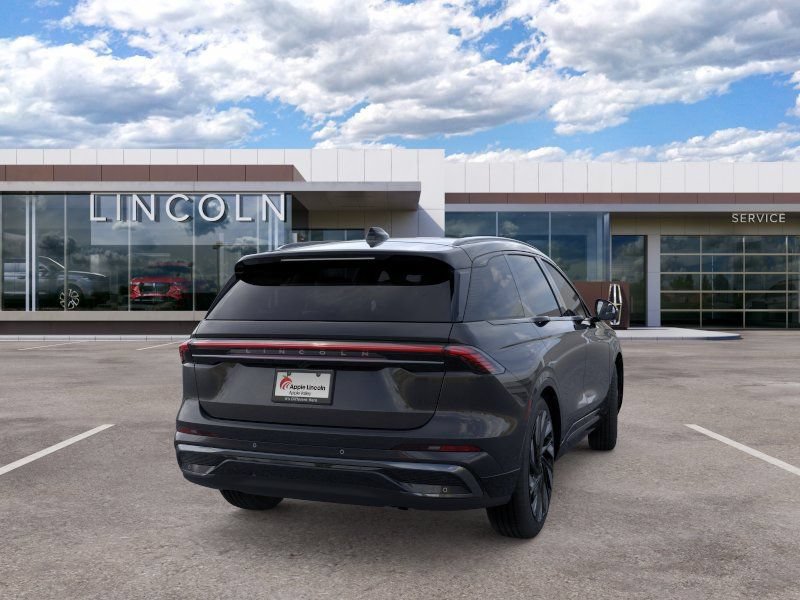 New 2026 Lincoln Nautilus Reserve w/ Jet Appearance Package AWD/4WD image 9