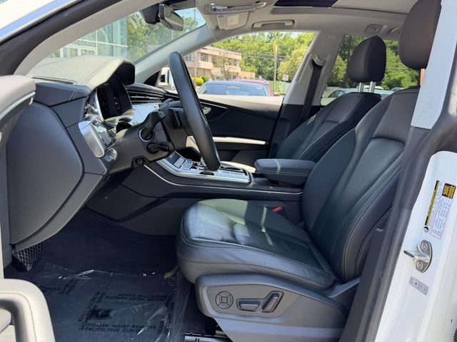 Certified 2023 Audi Q8 Premium w/ Convenience Package AWD/4WD image 8