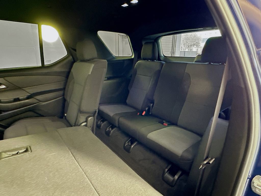Used 2023 Chevrolet Traverse LT image 27
