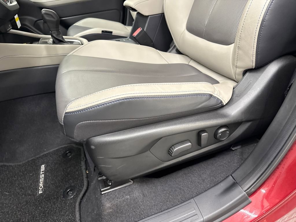 Certified 2025 Subaru Forester Limited image 12