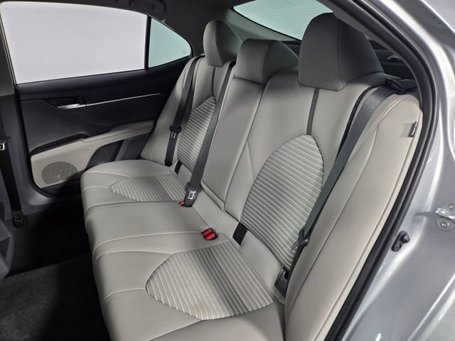 Used 2023 Toyota Camry SE AWD/4WD image 16
